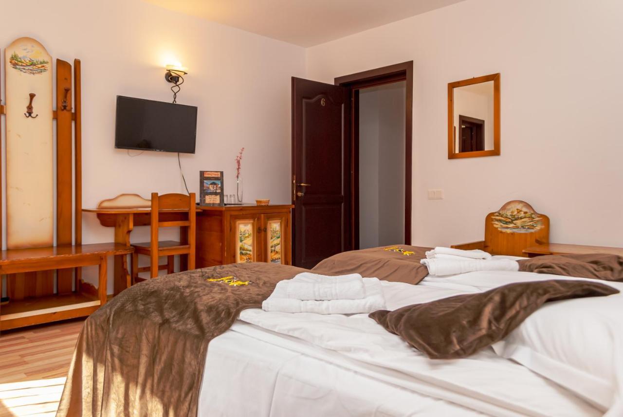 Prolex Turism Srl Hotel Bran  Eksteriør billede